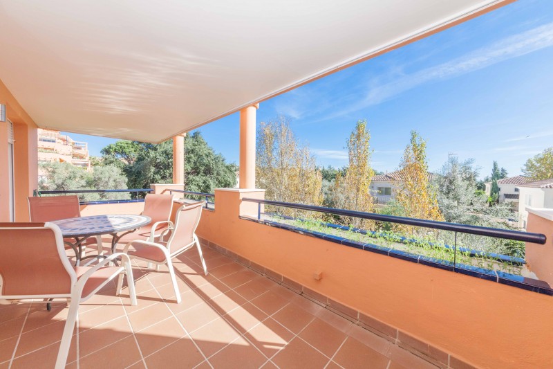 Elviria, 2 bedroom apartment for sale with open views